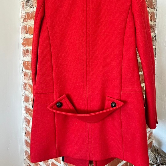 Red coat - Picture 3 of 3